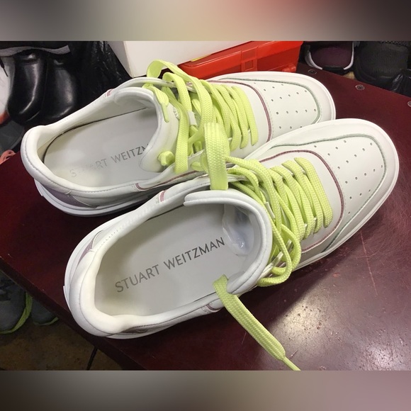 STUART WEITZMAN Leather Sneaker. - Picture 15 of 16